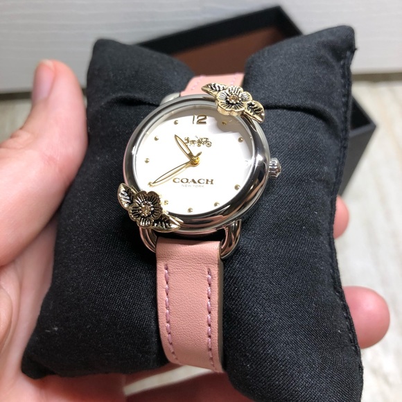 NWT Coach Tea Rose Blush Pink & Gold Watch - Picture 4 of 8